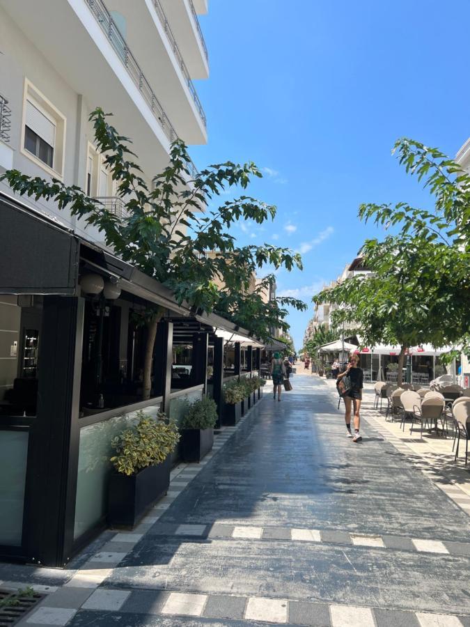 Cosy Guesthouse-Souterrain With Garden In City Center Corinth Exterior foto