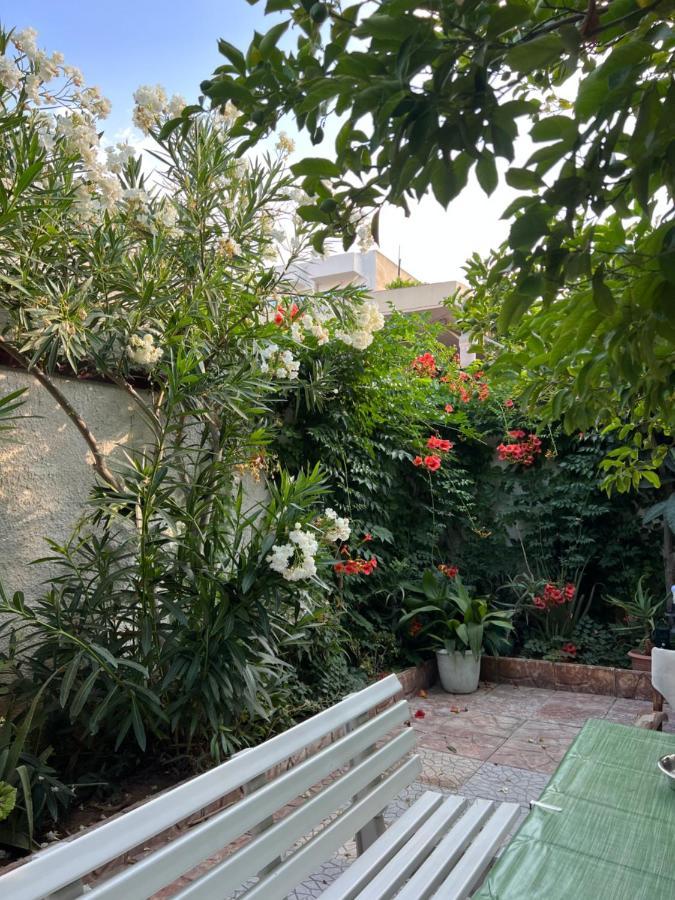 Cosy Guesthouse-Souterrain With Garden In City Center Corinth Exterior foto